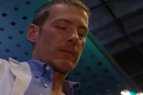 gay - Titan - Spy Quest