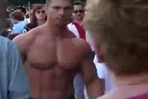 WORSHIP THIS lusty lusty BODYBUILDER