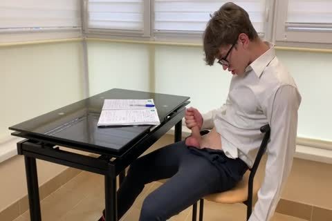 Young wishes loud sex