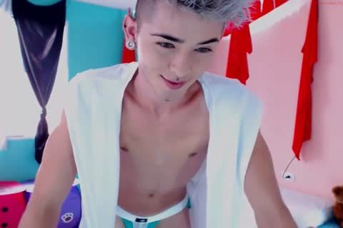 sexy teen Danny lengthy cam Show