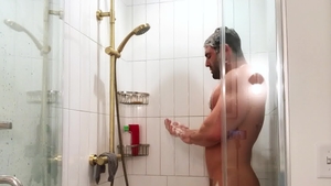 SeanCody - Solo bear Reese masturbating