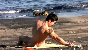 CumFu - Muscled Peter Le voyeur got nailed outdoors