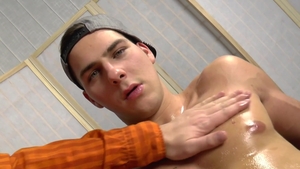 EastBoys.com - Gay likes hard nailining
