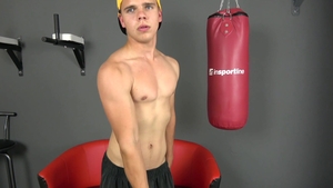 EastBoys: Athletic amateur wants sex