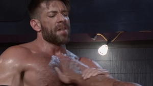 RagingStallion: Bodybuilder feels up to whip