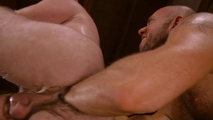 Club Inferno Dungeon: Muscled goes in for ramming hard