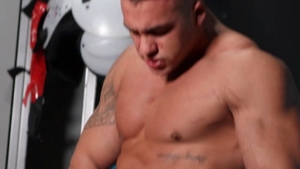 DrillMyHole: Bodybuilder really enjoys plowing hard