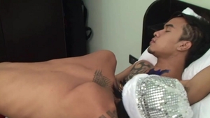 GayAsianNetwork: Very tasty Dang ass fucking in the bed