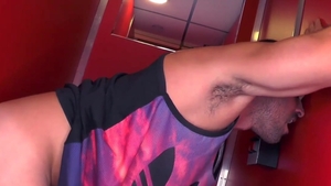 StagHomme - Thick Damien Crosse swallow in a shop