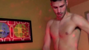 JockPussy: Luke Hudson have big dick