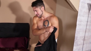 ManUpFilms - Gay Dante Colle chastity begging in the gym
