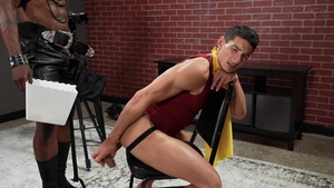 ManUpFilms: Jim Fit in leggings loves hard slamming