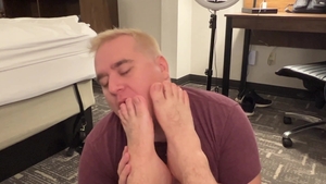 TicklishChubs.com - Sexy foot fetish
