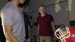 Pig Bottoms: Frat Brothers Make Jesse Pay in the Ass