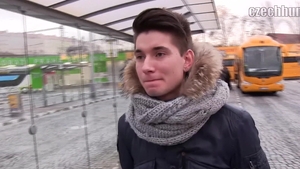 Czech Hunter: Stolen Wallet Calls for Dirty Fun